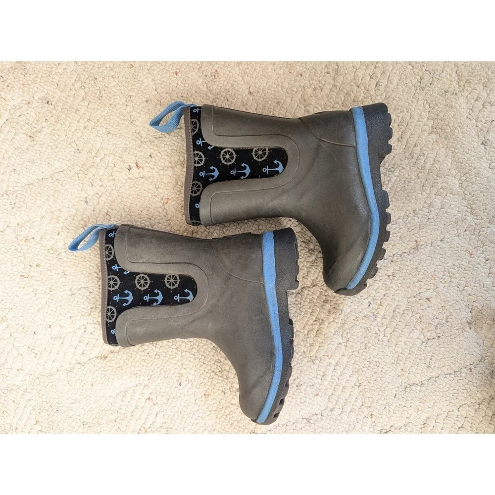 Infant Muck Boot Co Grey Blue Rain Boots Size 8 Good Nautical Anchor Waterproof